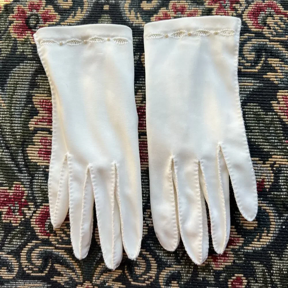 Vintage 1950s White Cotton Dress Gloves Pearl Detail Formal Church Mid Century